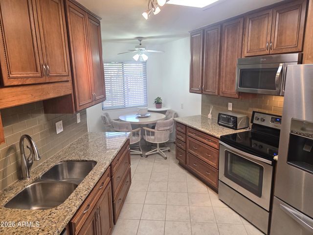 10855 W BUCCANEER Drive, Sun City, AZ 85351