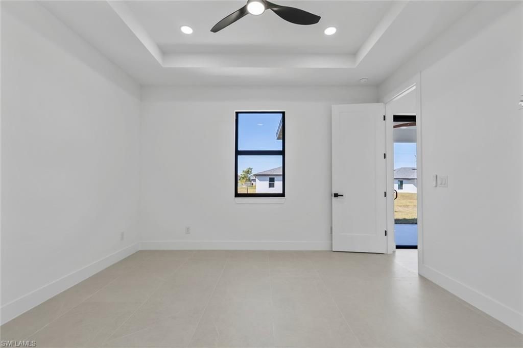 Image 11 of property listing at 1804 Nelson RD N, Cape Coral, FL 33993