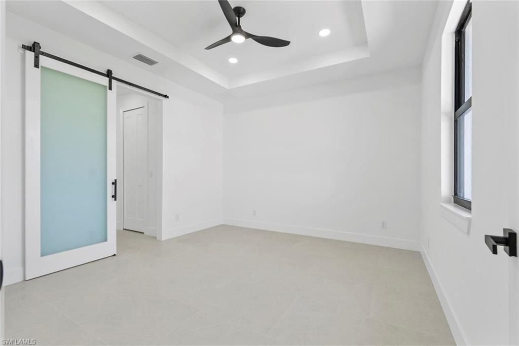 Image 8 of property listing at 1804 Nelson RD N, Cape Coral, FL 33993