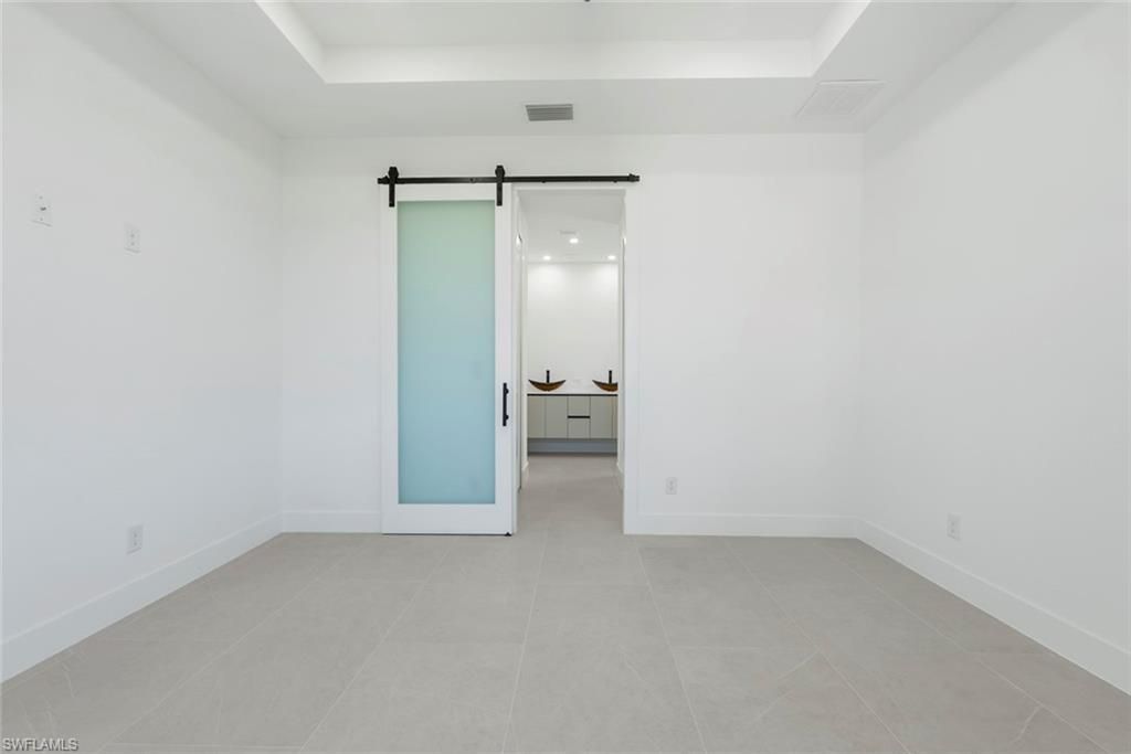 Image 9 of property listing at 1804 Nelson RD N, Cape Coral, FL 33993