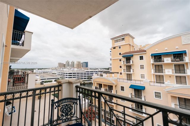 8390 SW 72nd Avenue 707, Miami, FL 33143