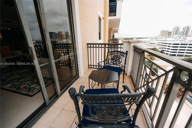 8390 SW 72nd Avenue 707, Miami, FL 33143