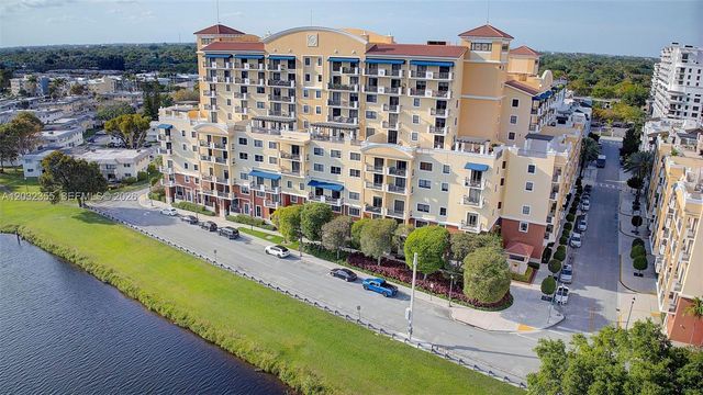 8390 SW 72nd Avenue 707, Miami, FL 33143