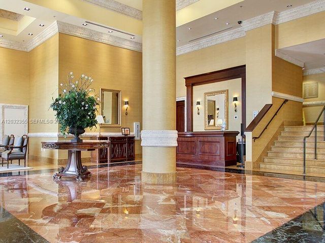 8390 SW 72nd Avenue 707, Miami, FL 33143