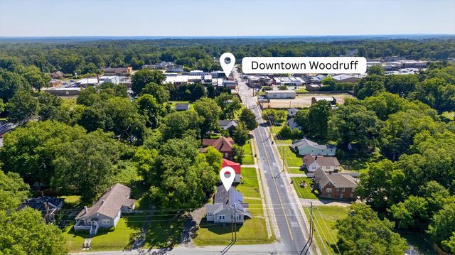 270 W Hayne Street, Woodruff, SC 29388