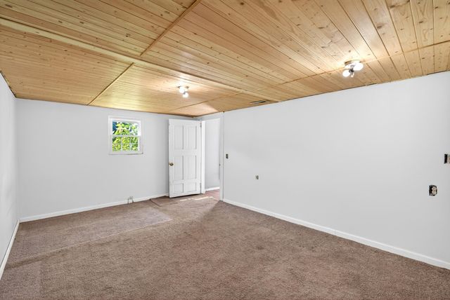 270 W Hayne Street, Woodruff, SC 29388