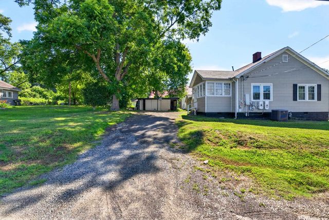 270 W Hayne Street, Woodruff, SC 29388