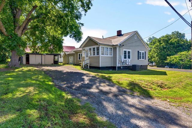 270 W Hayne Street, Woodruff, SC 29388