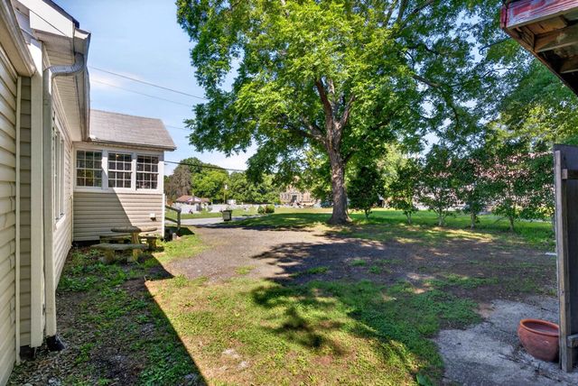 270 W Hayne Street, Woodruff, SC 29388