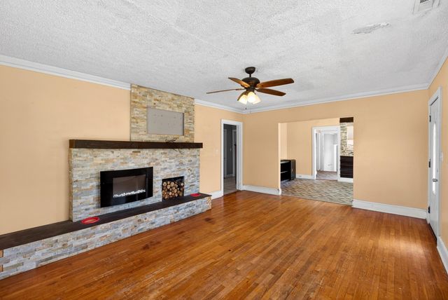 270 W Hayne Street, Woodruff, SC 29388