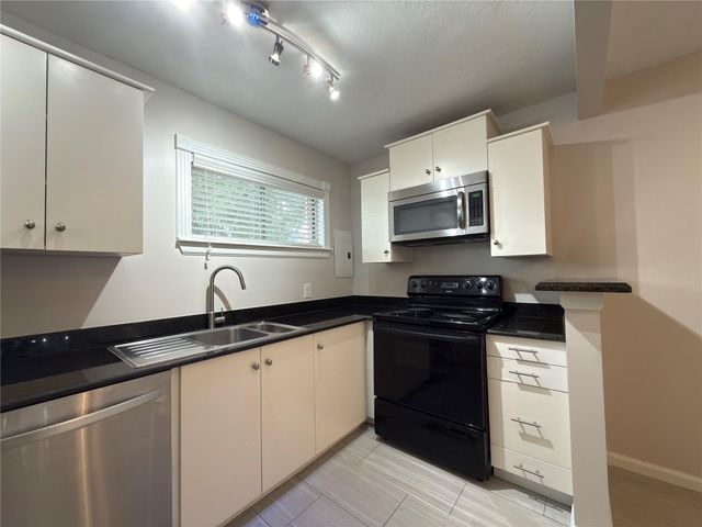 1502 Heights Boulevard 15, Houston, TX 77008