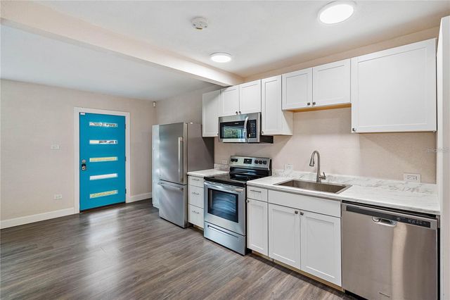 7101 59TH STREET N, Pinellas Park, FL 33781