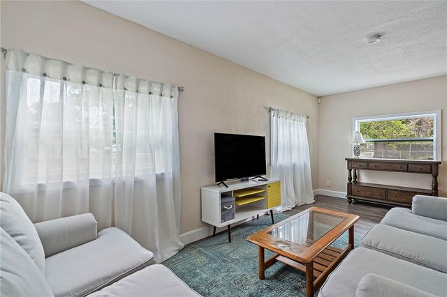 7101 59TH STREET N, Pinellas Park, FL 33781