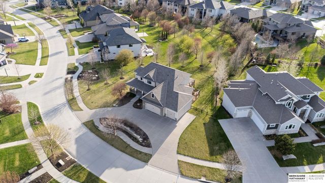 1730 S 220th Avenue, Elkhorn, NE 68022