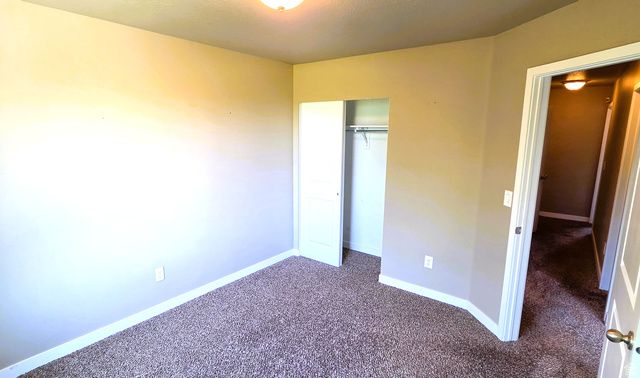9607 N 4500 ST, Cedar Hills, UT 84062