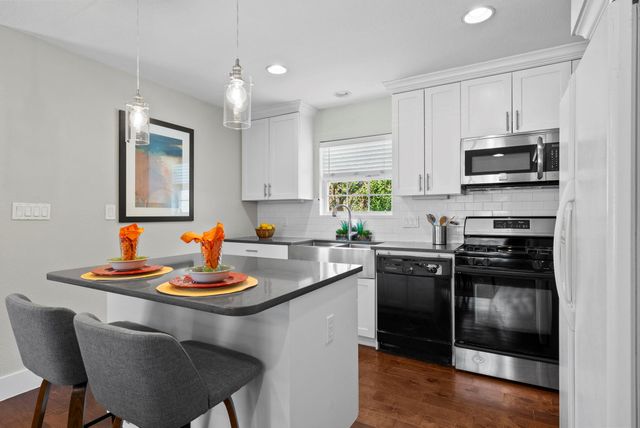 3001 Maplelawn CIR, Austin, TX 78723