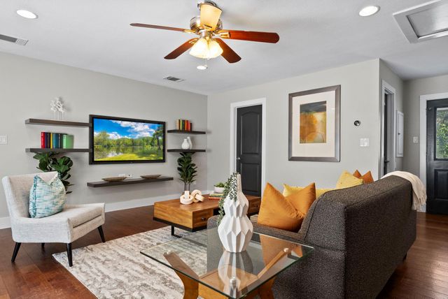 3001 Maplelawn CIR, Austin, TX 78723
