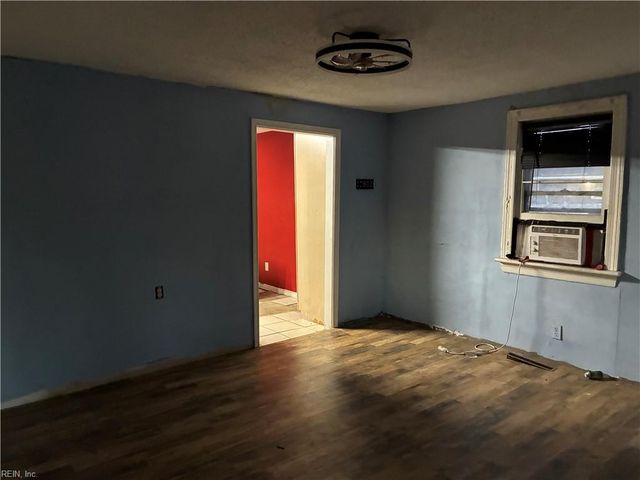 3300 Rokeby AVE, Chesapeake, VA 23325