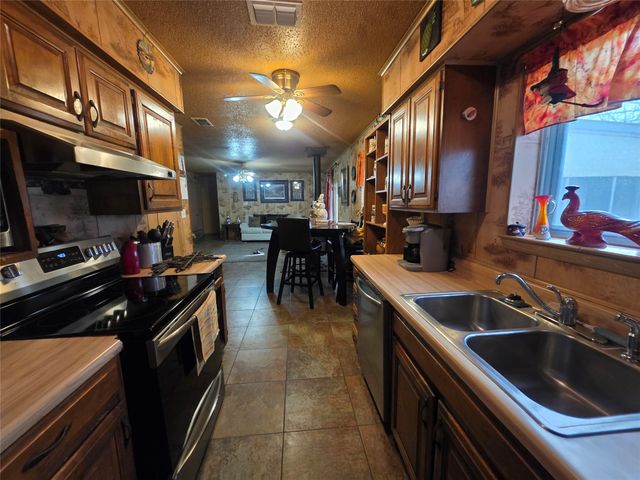 506 Hall Street, Graham, TX 76450