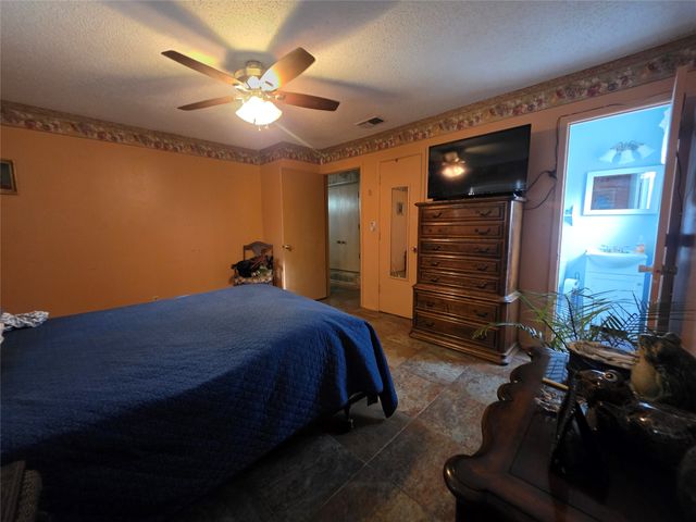 506 Hall Street, Graham, TX 76450