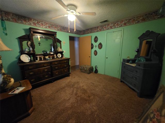 506 Hall Street, Graham, TX 76450