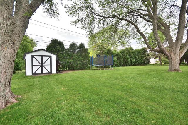 12905 Wembley ROAD, Brookfield, WI 53005
