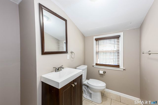 709 Pine Rock Avenue, Hamden, CT 06514