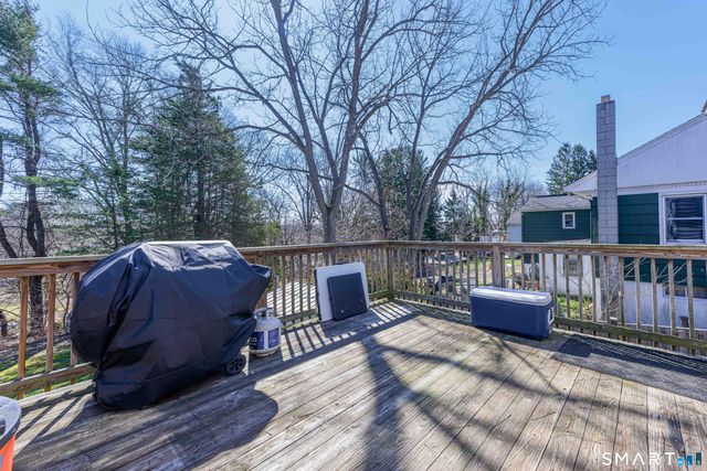 709 Pine Rock Avenue, Hamden, CT 06514