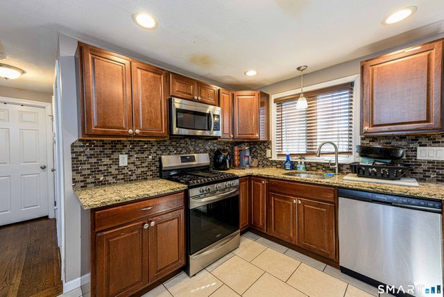 709 Pine Rock Avenue, Hamden, CT 06514