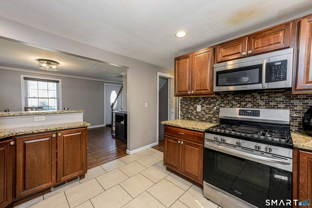 709 Pine Rock Avenue, Hamden, CT 06514