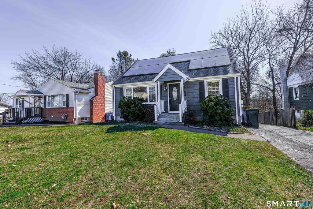 709 Pine Rock Avenue, Hamden, CT 06514