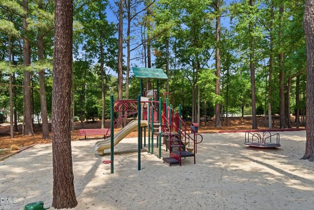 1009 Mondavi Place, Apex, NC 27502