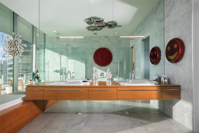 2675 S Bayshore Dr 1601S, Miami, FL 33133