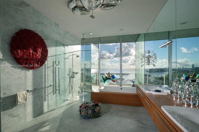 2675 S Bayshore Dr 1601S, Miami, FL 33133