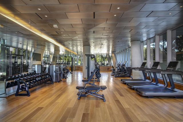 2675 S Bayshore Dr 1601S, Miami, FL 33133