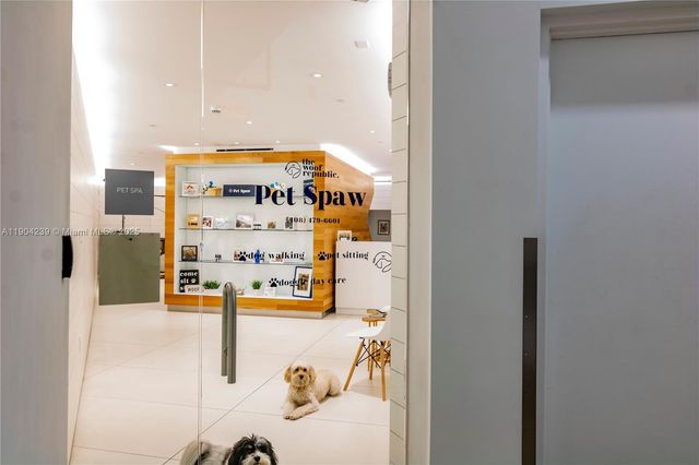 2675 S Bayshore Dr 1601S, Miami, FL 33133