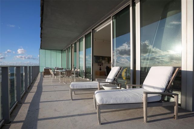 2675 S Bayshore Dr 1601S, Miami, FL 33133