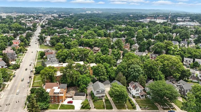 3742 Woodland Avenue, Cincinnati, OH 45209