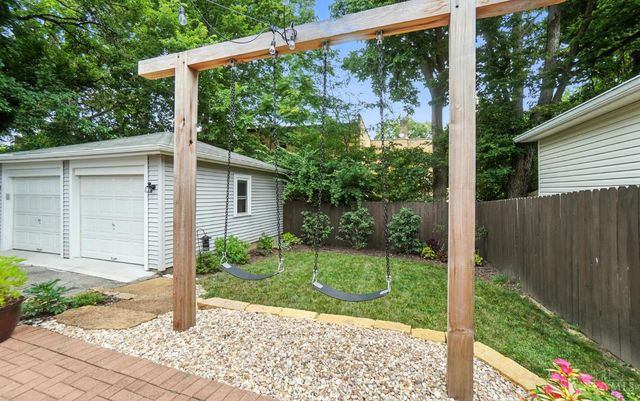 3742 Woodland Avenue, Cincinnati, OH 45209