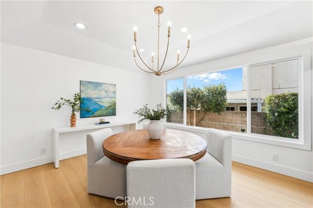 367 Ultimo Avenue, Long Beach, CA 90814