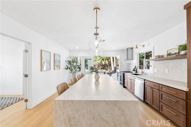 367 Ultimo Avenue, Long Beach, CA 90814