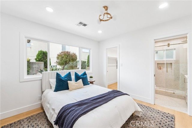 367 Ultimo Avenue, Long Beach, CA 90814