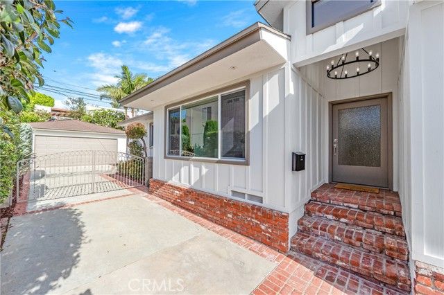 367 Ultimo Avenue, Long Beach, CA 90814