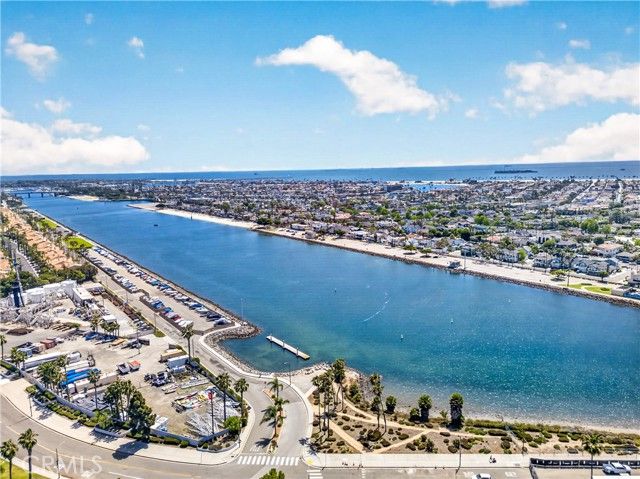 367 Ultimo Avenue, Long Beach, CA 90814