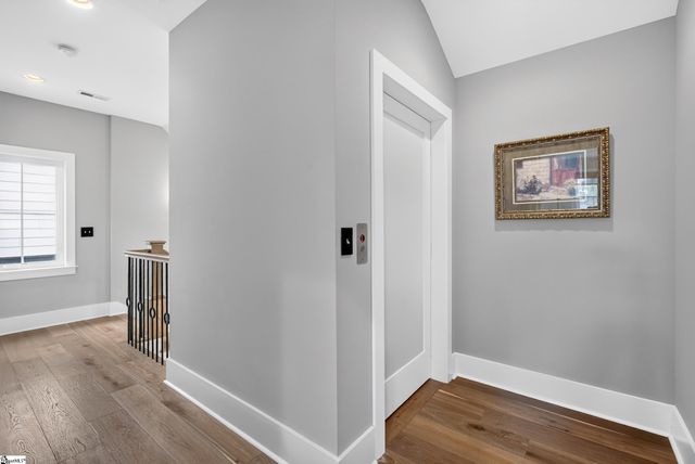 14 Perry Avenue, Greenville, SC 29601