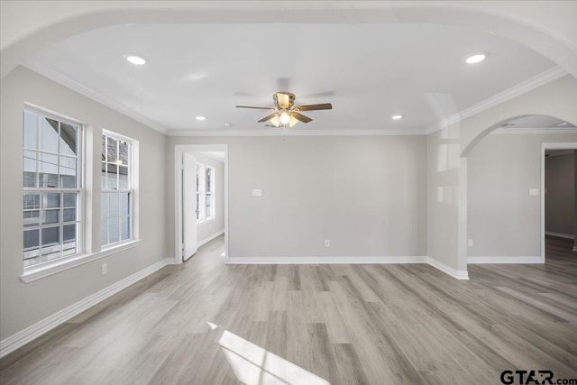 1010 N Grand, Tyler, TX 75702