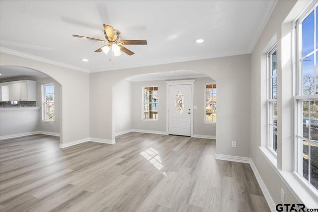 1010 N Grand, Tyler, TX 75702