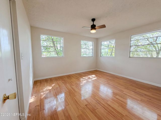 6917 GATORBONE Road, Keystone Heights, FL 32656