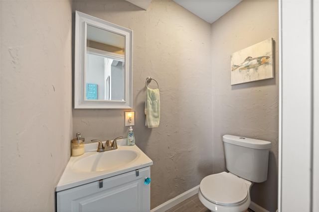 148 Clear Water Street W, Montgomery, TX 77356