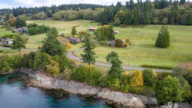 2395 W Shore Drive, Lummi Island, WA 98262
